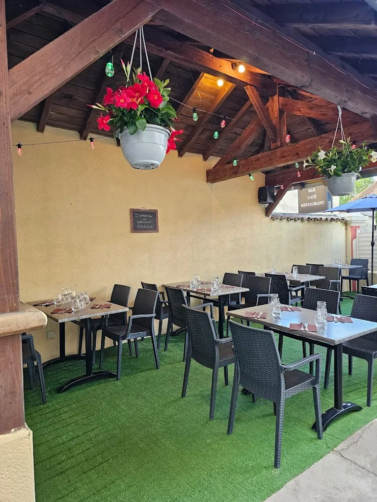 Restaurant AZNAVOUR restaurant in Villars-les-Dombes