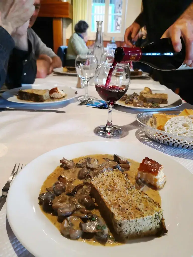 Alain Daudé La Taverne_Vanosc_slider_image_3