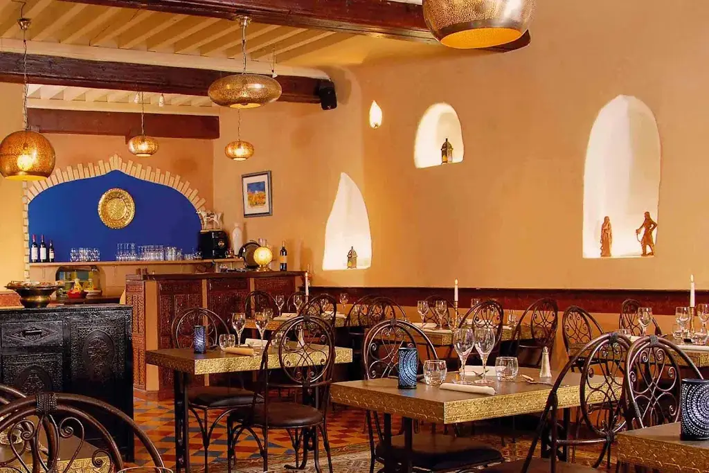 Le Tipaza Restaurant in Villefranche-sur-Saône