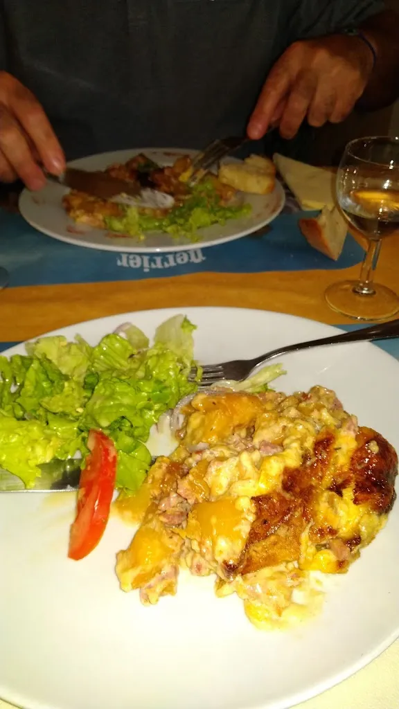 Menü_Auberge la Noyeraie ( Restaurant Bar Hôtel)_Vinay_Bild_8