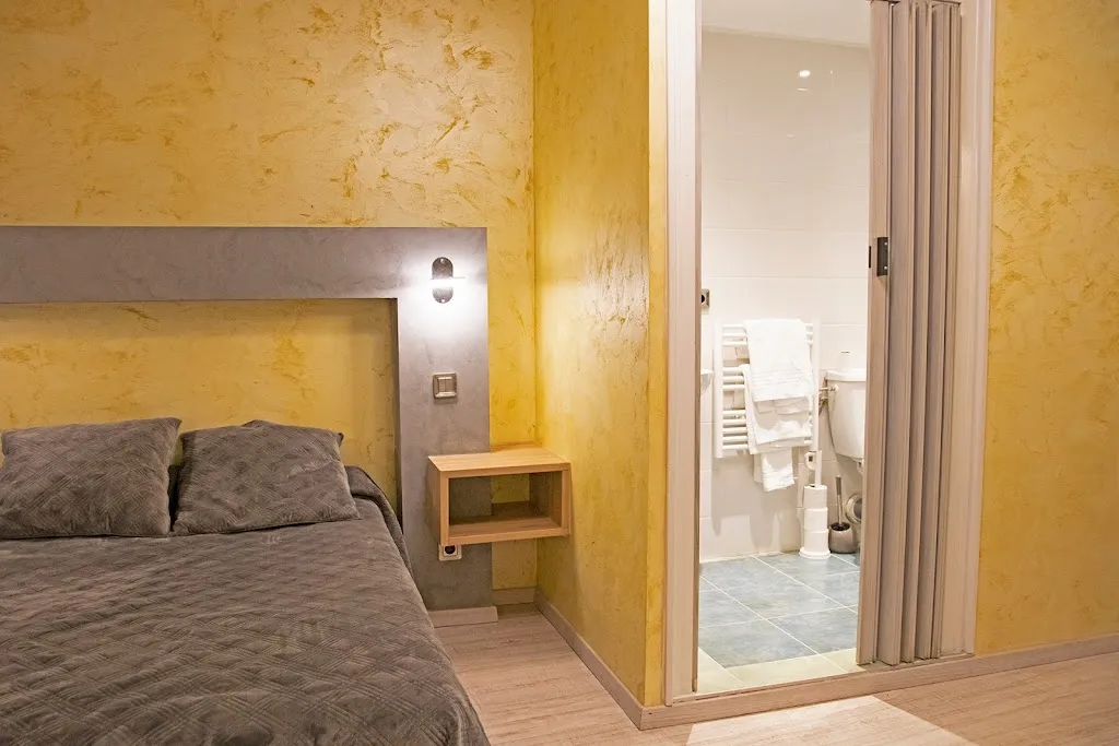 Auberge la Noyeraie ( Restaurant Bar Hôtel)_Vinay_slider_image_2