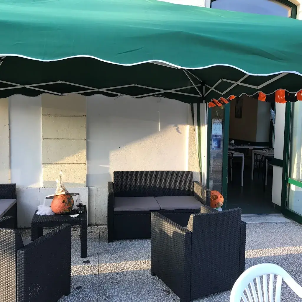 Restaurant De La Gare_Vinay_slider_image_3