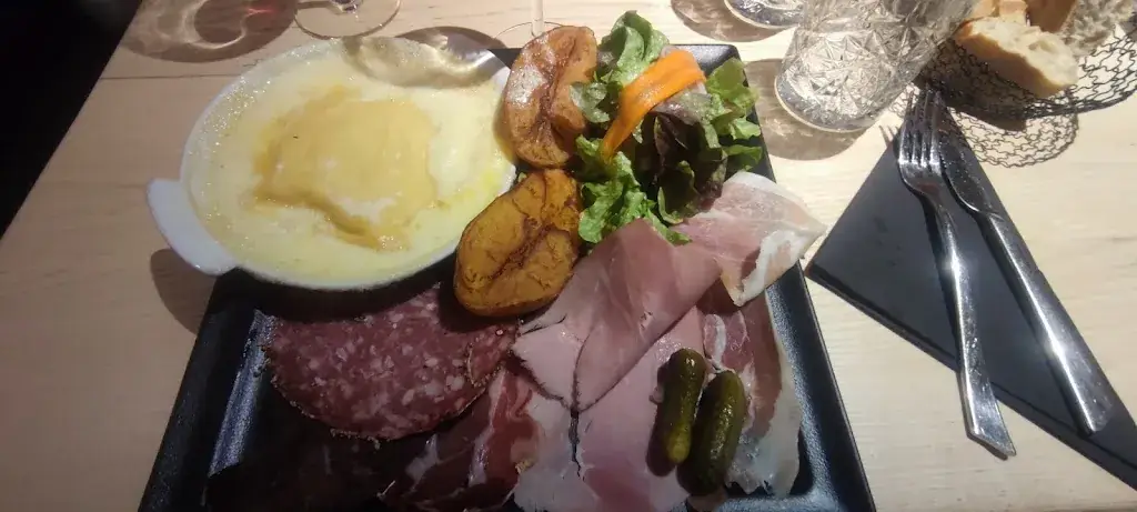 Menu_Le Tivoli_73440_image_8