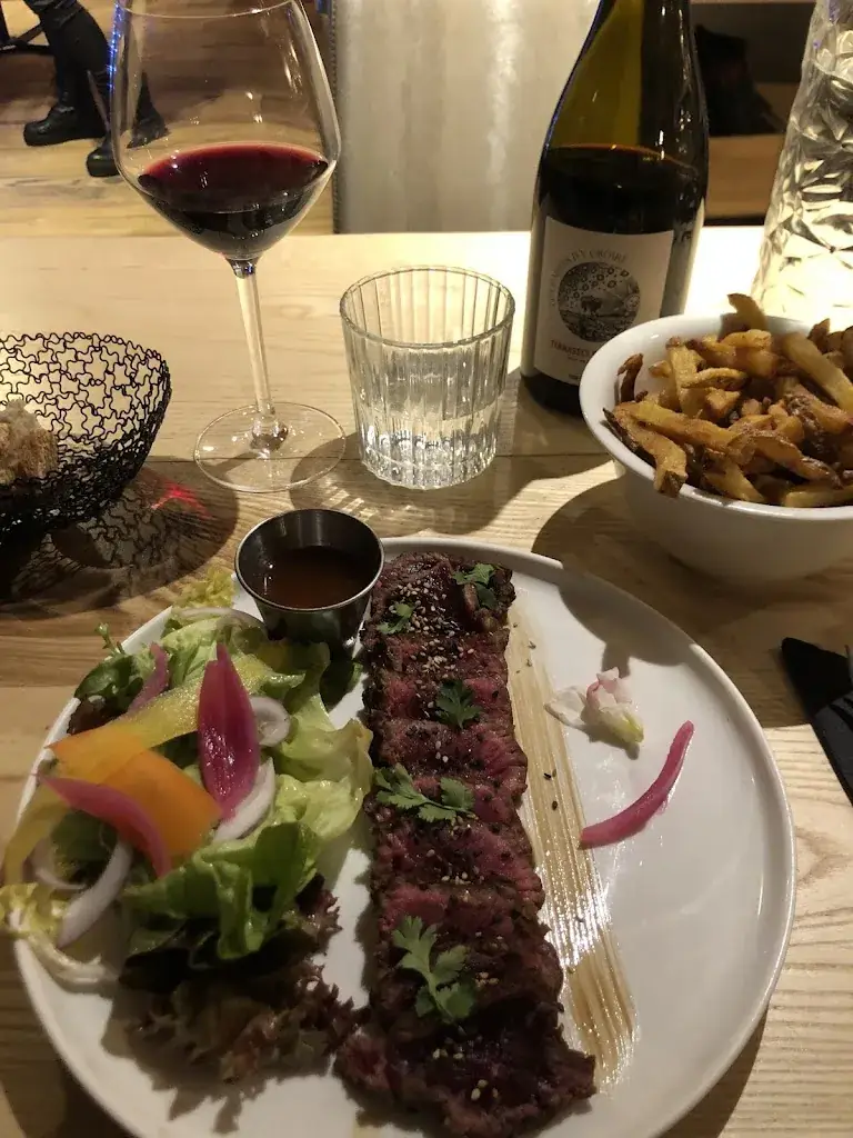 Daniel Rosa_Le Tivoli_73440_review