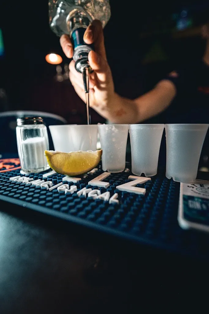 Menu_FAVELA - TERRACE, BAR & KITCHEN_Thorens_image_9