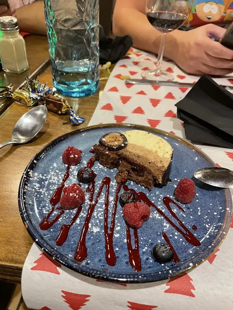 Yoni Newman_L'Auberge des Balcons de Val Thorens - Restaurant_Belleville_review