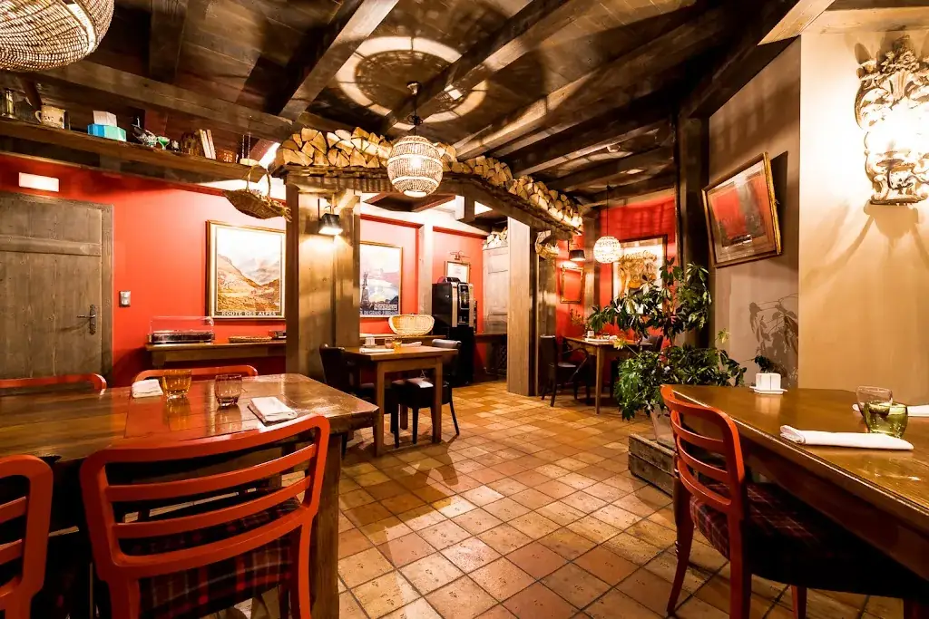 La Pause de Pierrette, Restaurant & Bar-Terrasse Restaurant in Thorens