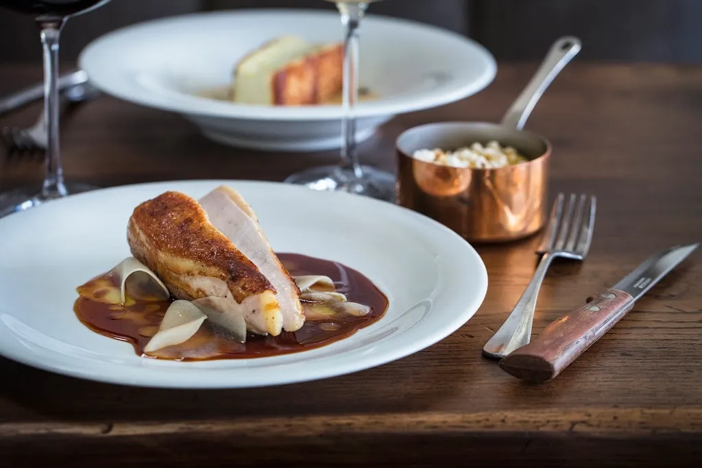 La Maison_Belleville_slider_image_3