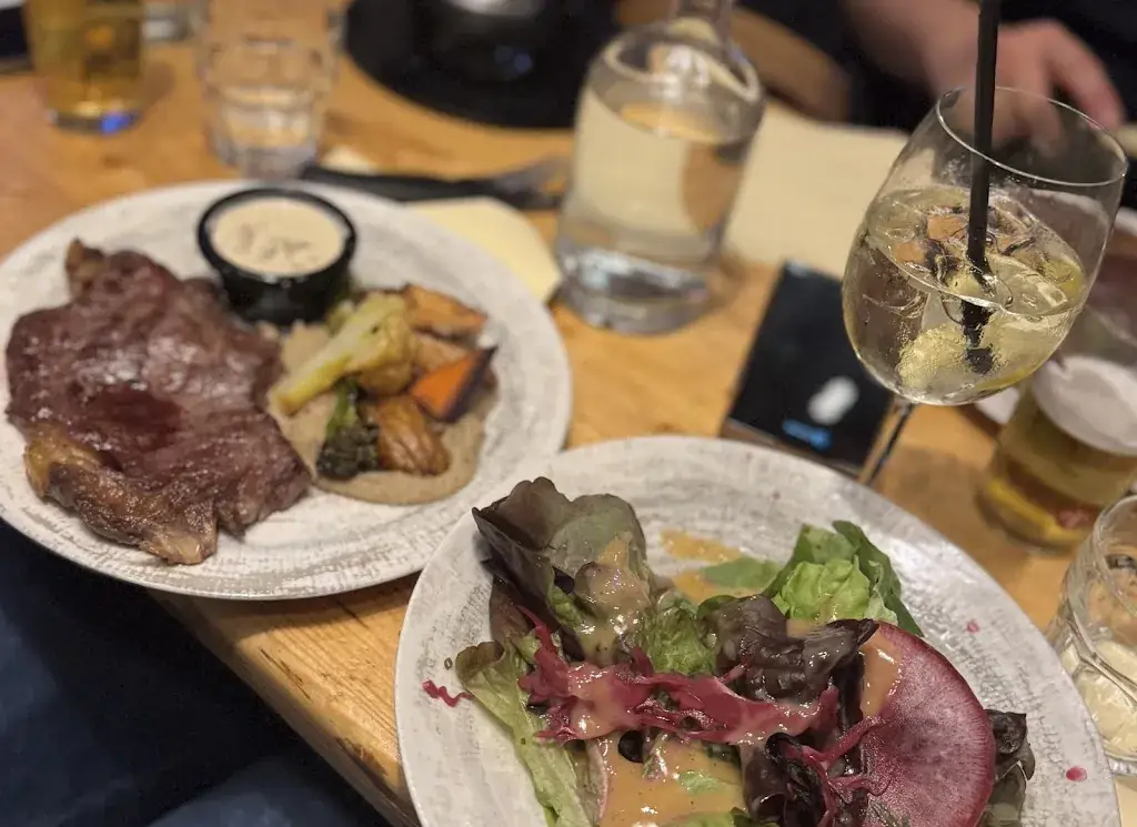 I Iulia_Restaurant Le Blanchot_Thorens_review