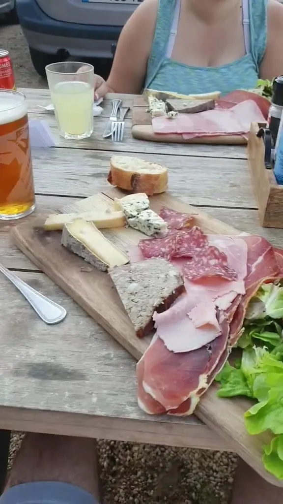 Le p'tit bistrot de lona_Aydat_slider_image_2