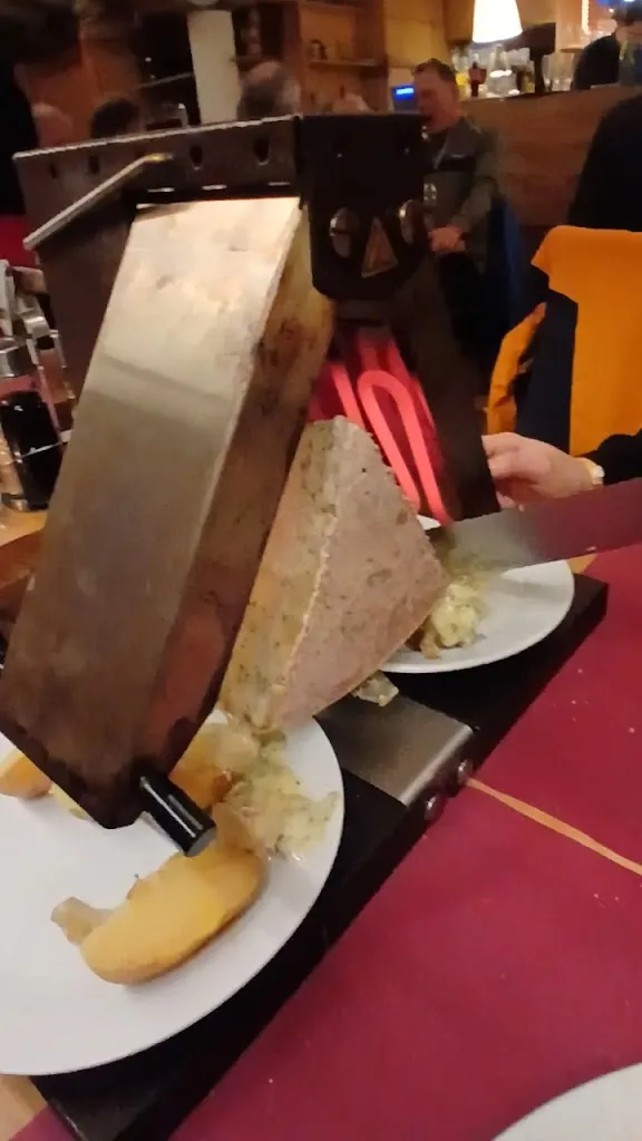 Le Café Peclet_Belleville_slider_image_2