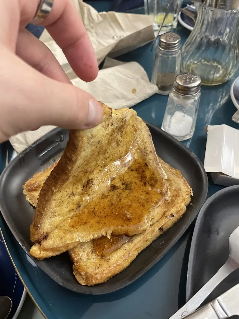 Felix Kuhlefelt_Belleville Diner Val Thorens_Thorens_review