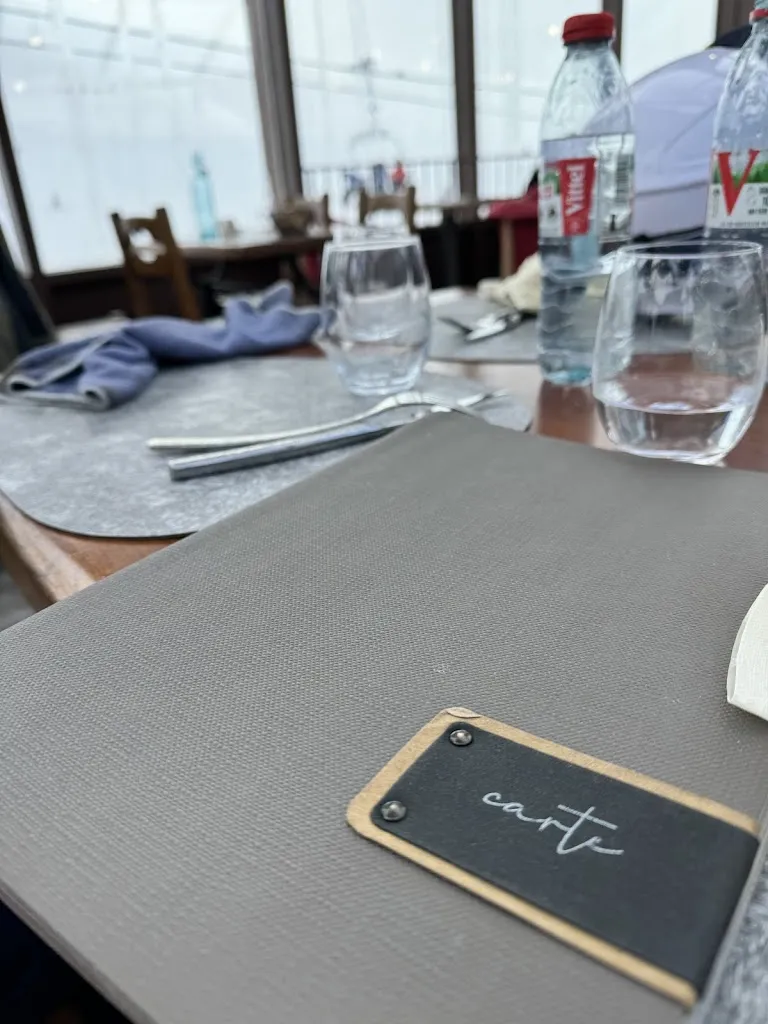 Siang Loong Wang_Chalet de la Marine_Thorens_recensione