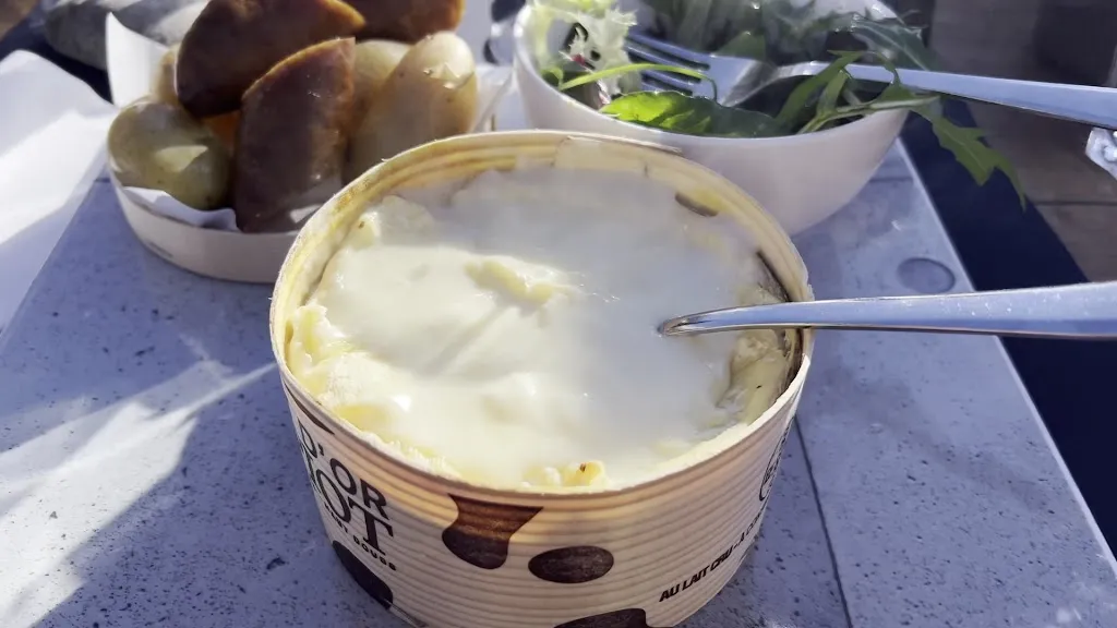 Chalet de la Marine_Thorens_slider_image_2