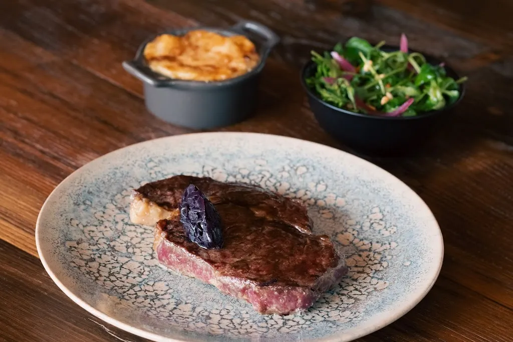 Menu_Le Base Camp restaurant by Pashmina_Thorens_image_3