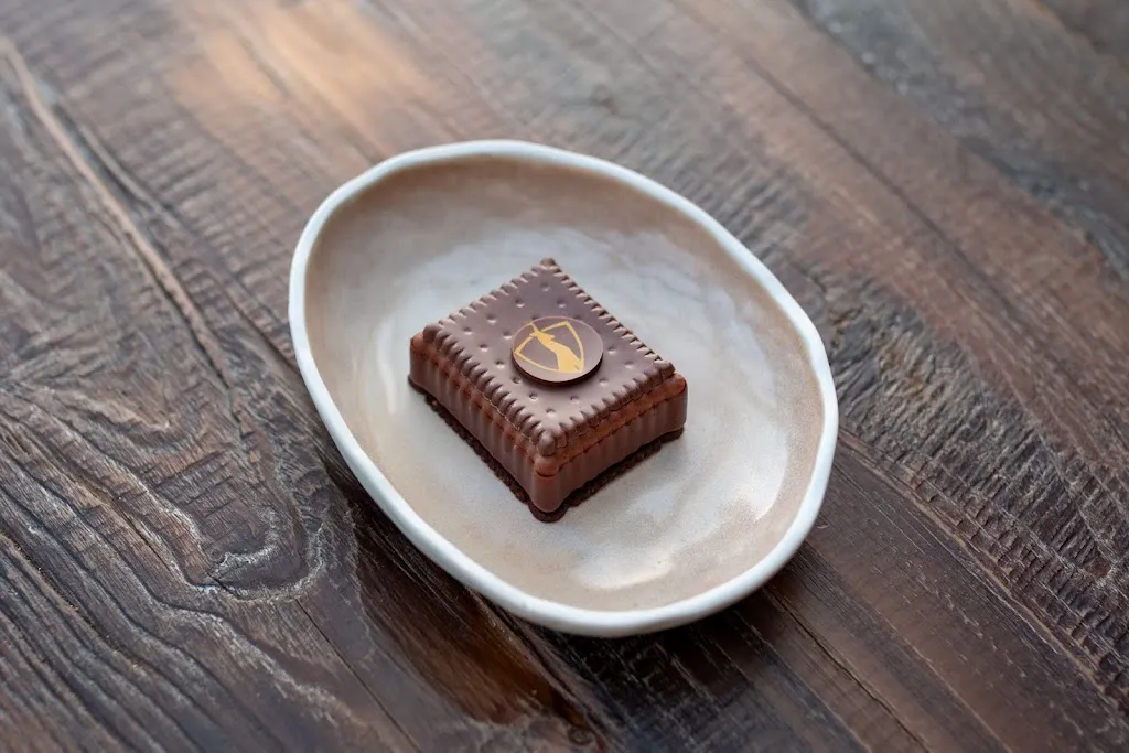 Menu_Le Base Camp restaurant by Pashmina_Thorens_image_4