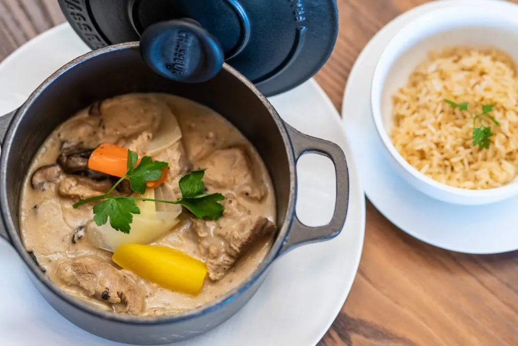 Menu_Le Base Camp restaurant by Pashmina_Thorens_image_9