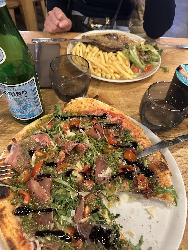 Nick Voerman_La Grange_Thorens_review