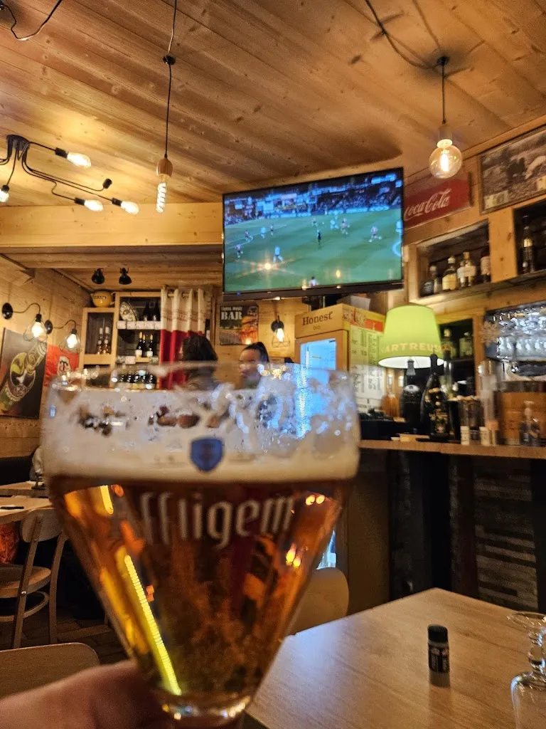 John Spellman_Brasserie La Piscine_73440_review