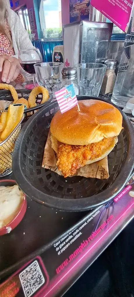 anthony M_Memphis - Restaurant Diner Viriat_Viriat_review