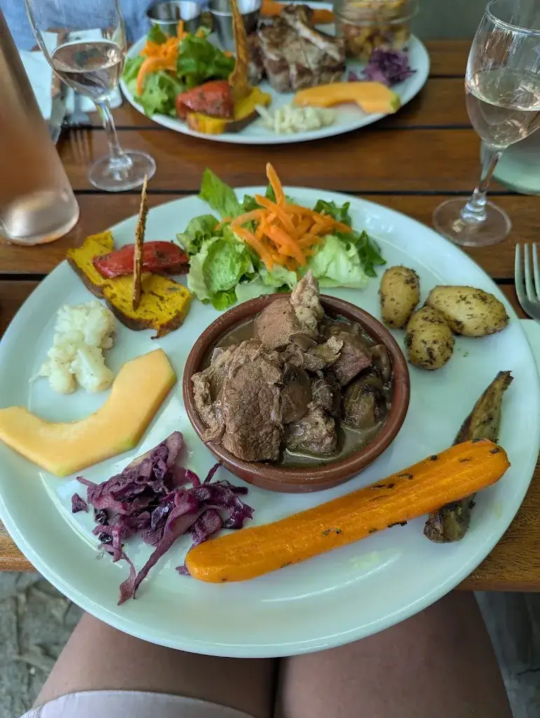 Beverley Wooding_Auberge du petit bistrot_Vinsobres_recensione