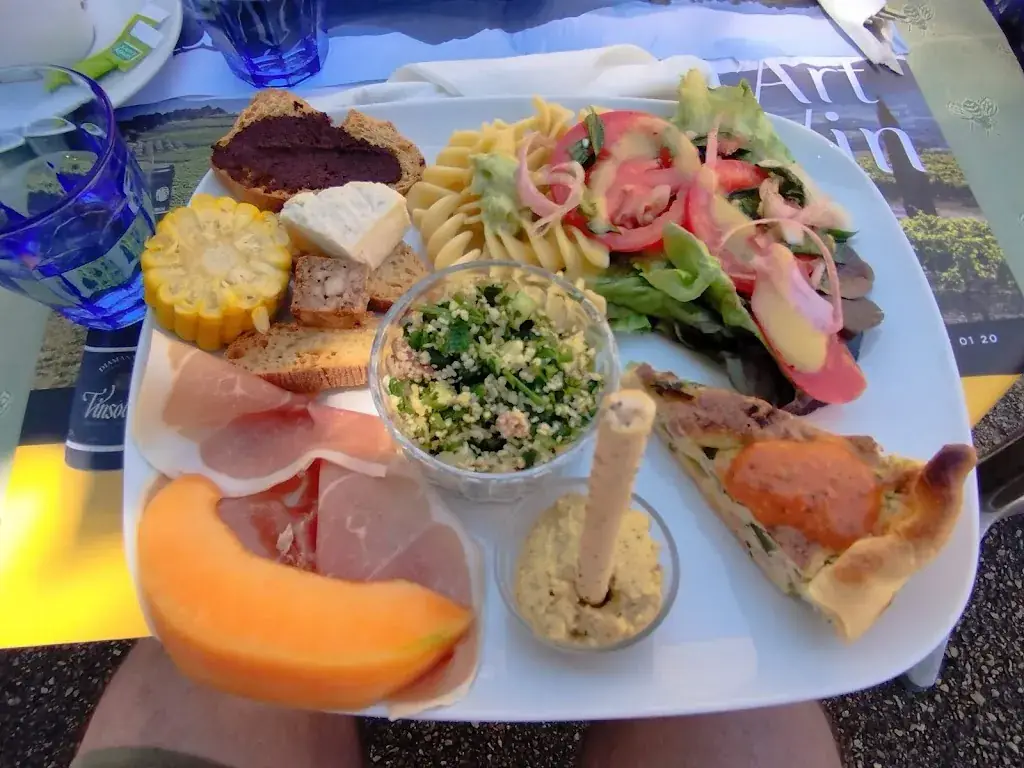 Marcin M_Petit Café 