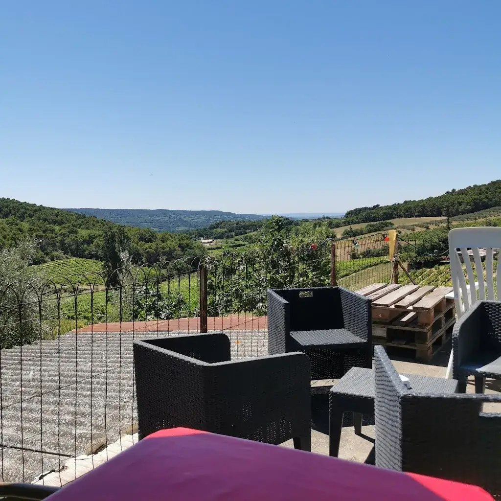 DOMAINE DE DEURRE_Vinsobres_slider_image_1