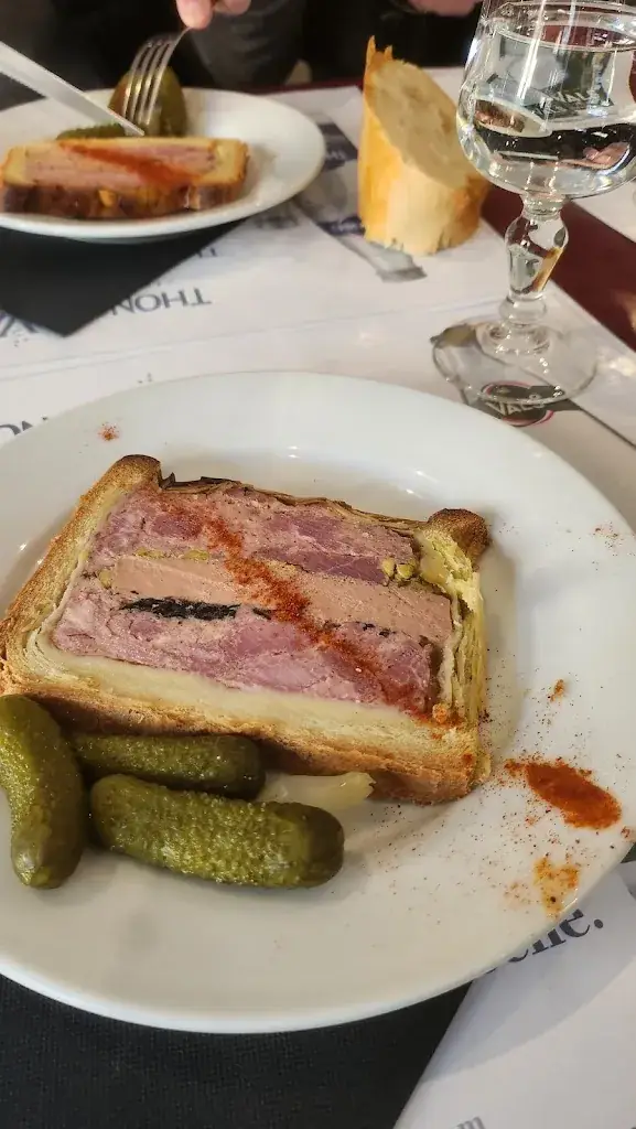 flo-flo007_Bistrot du Pin_Paladru_review