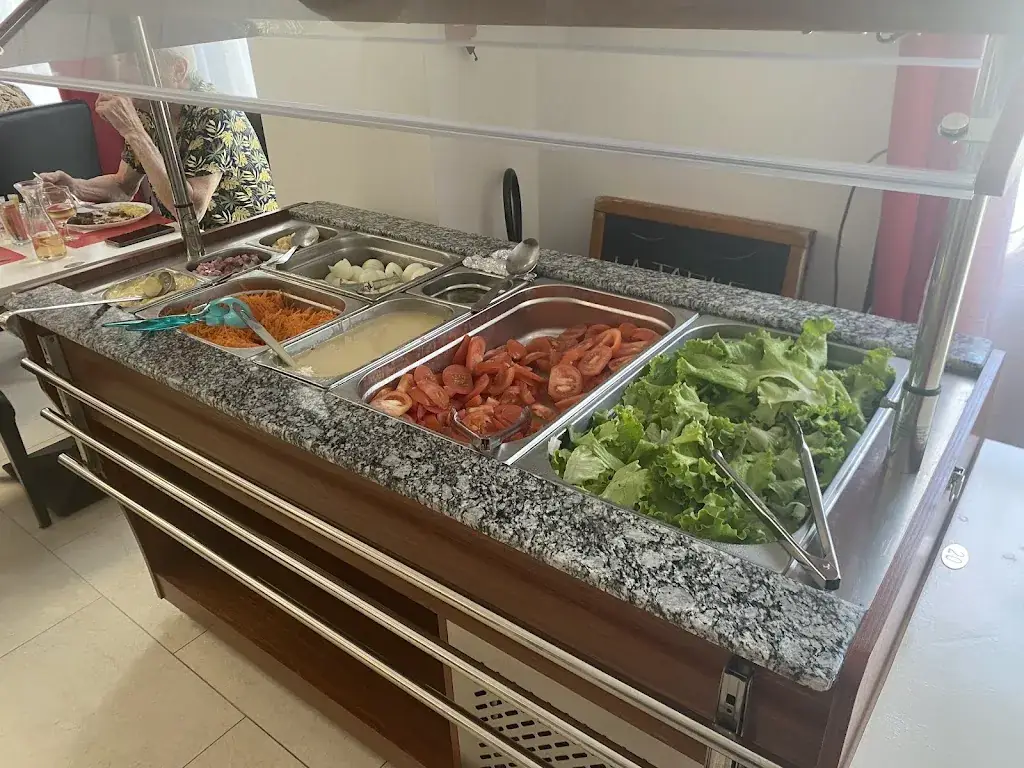 La table de Michel_Viviers_slider_image_3