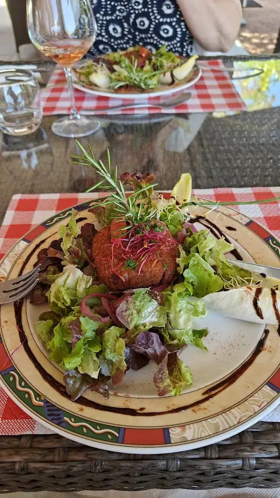 Alison Wale_L’Oberge du Barrage_Villerest_review