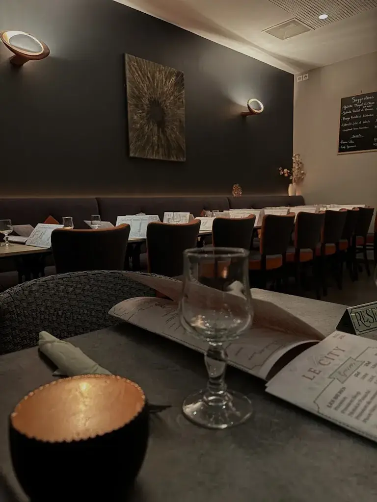 Restaurant & Pizzeria - Le City Viry_Viry_slider_image_1