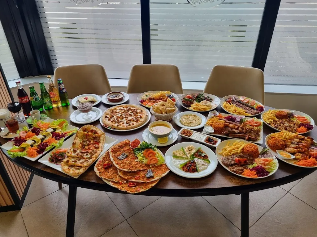 Le Provence Restaurant Viry-Châtillon_Viry-Châtillon_slider_image_3