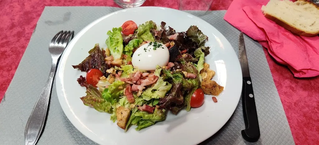 Joël Hagaï_L'Auberge des Chasseurs_Viriville_review