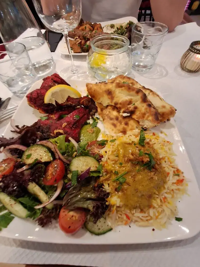 Lise Giraud_Houmous & Curry_Vizille_review