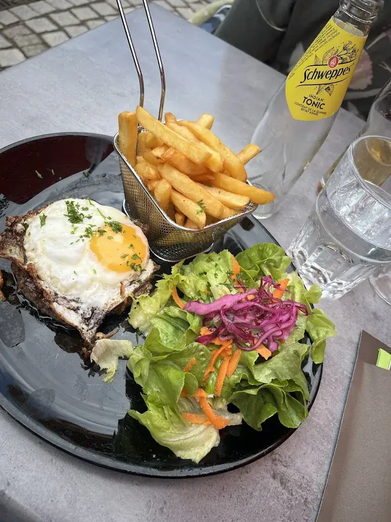 Adrien 2501_Le Goulet_Volvic_review