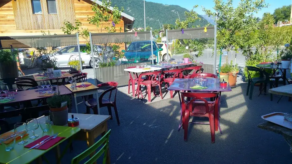 Les Pieds sous la Table - Traiteur à emporter restaurant in Viuz-en-Sallaz