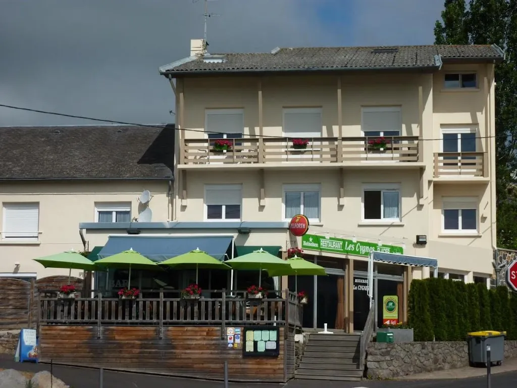 Hôtel-Restaurant le Marius_Aydat_slider_image_3