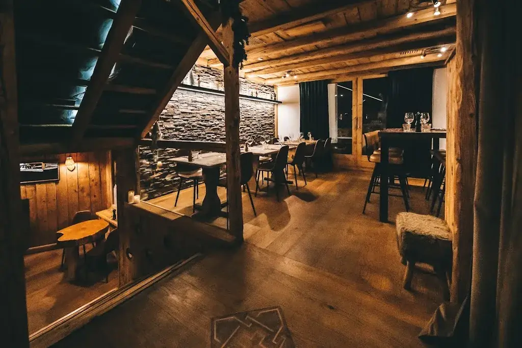 Vieux Villars_Villars-sur-Ollon_slider_image_1