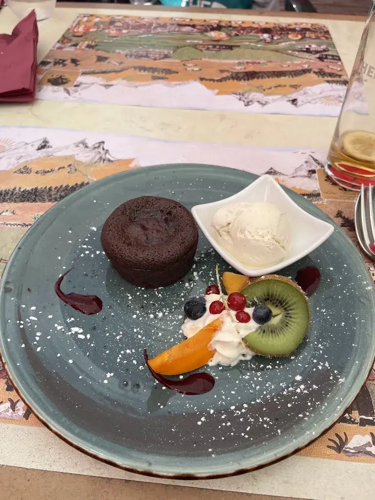 Ismerai Reyes_Restaurant les ecovets_Ollon_review