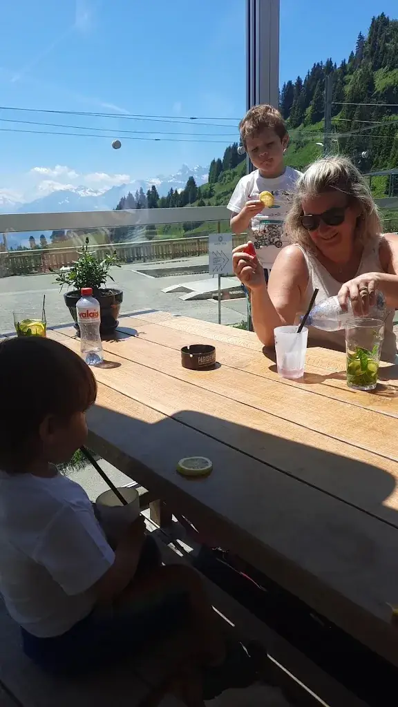 Rocco Cantina Italiana_Villars-sur-Ollon_slider_image_2