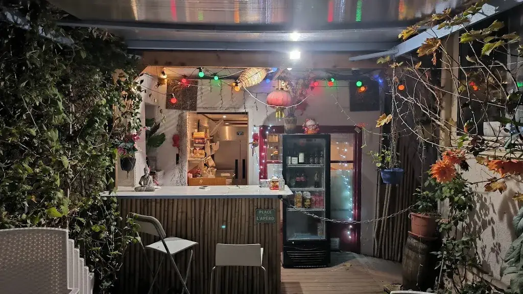 Chez co chi restaurant in Yzeure