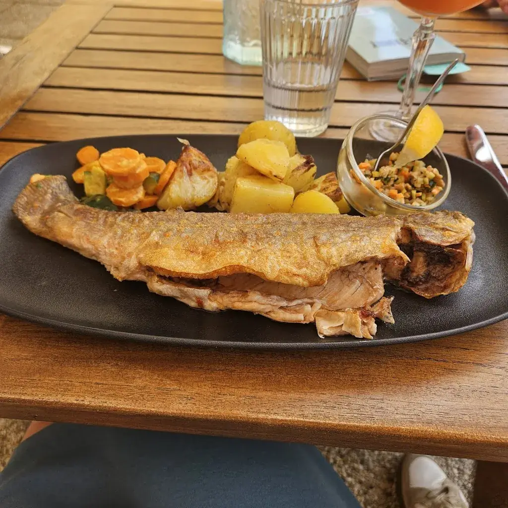 Emeline F_Le Contrepoint_Villard-de-Lans_review