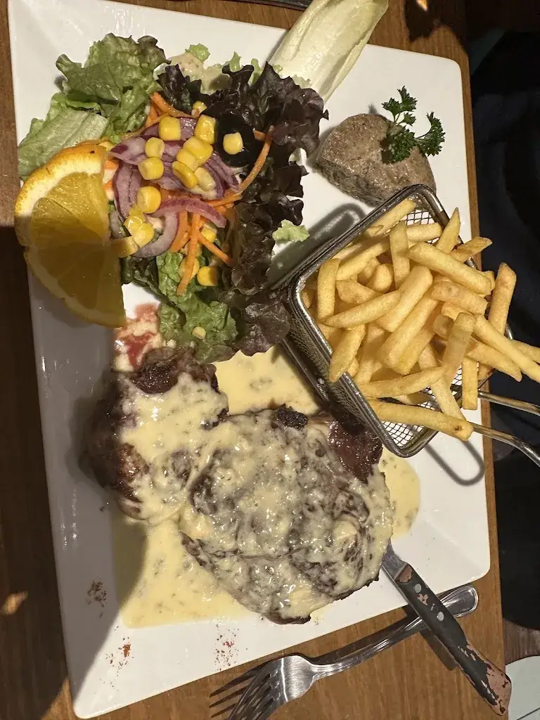 Christine Hobbs_Le Petit Paysan_Villard-de-Lans_review