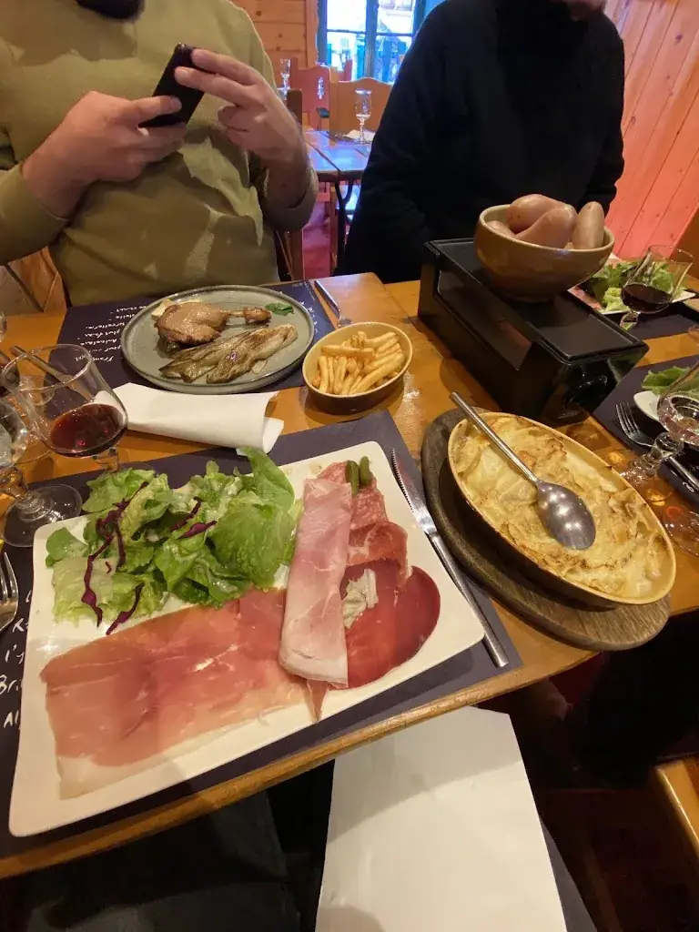 Sarasadat MAKIAN _Le Matafan_Villard-de-Lans_review