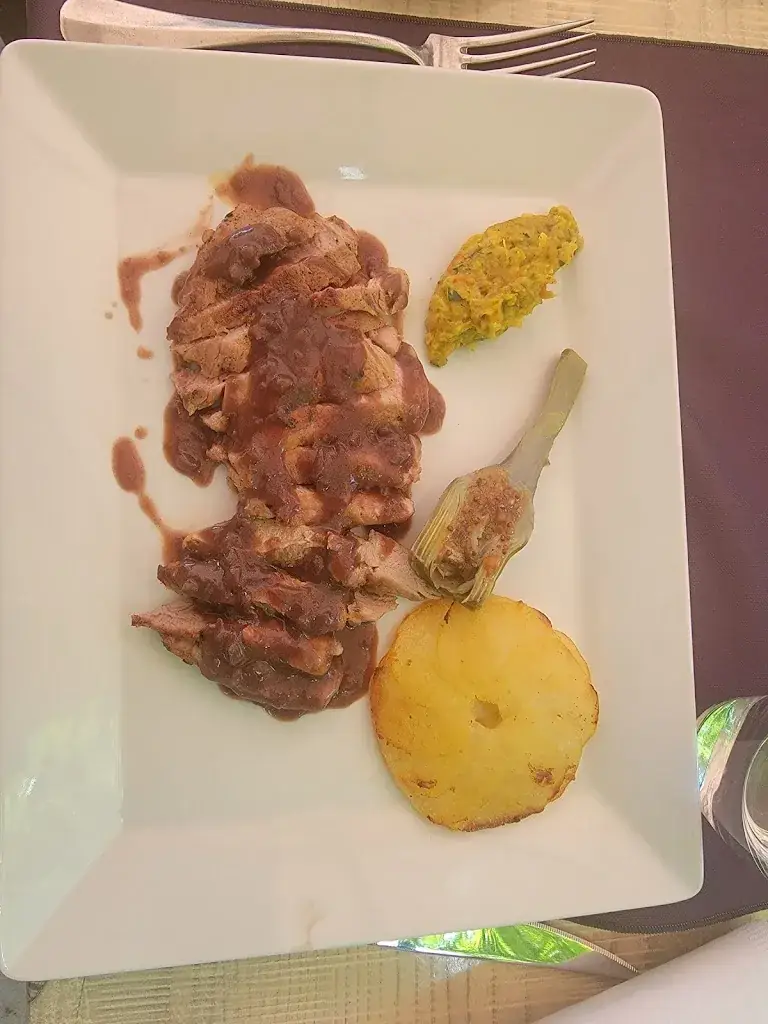 Jclaude St Guilhem_hostellerie du rooy_Villeneuve-sur-Lot_review