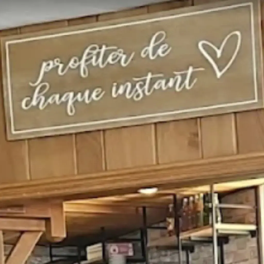 Sabine Monginot_L'entre potes du 111_Douvaine_review