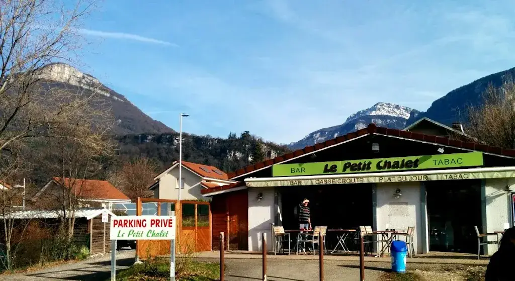 Le Petit Chalet_Voreppe_slider_image_2