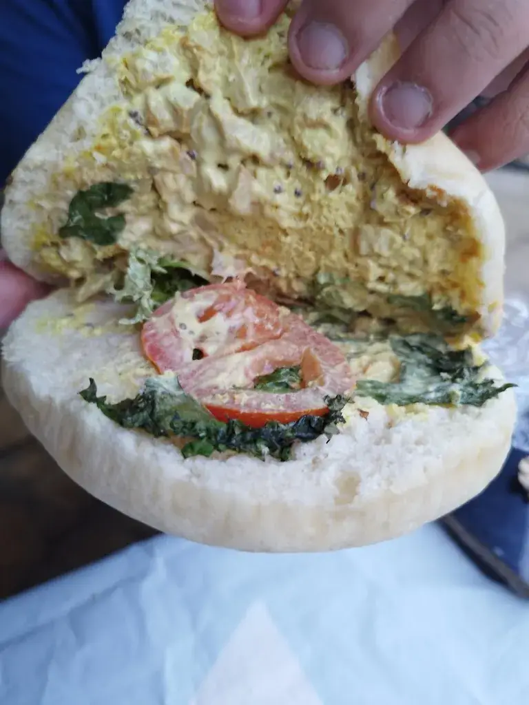 Mado Vivien_Maison Kieffer_Ancy-le-Franc_review