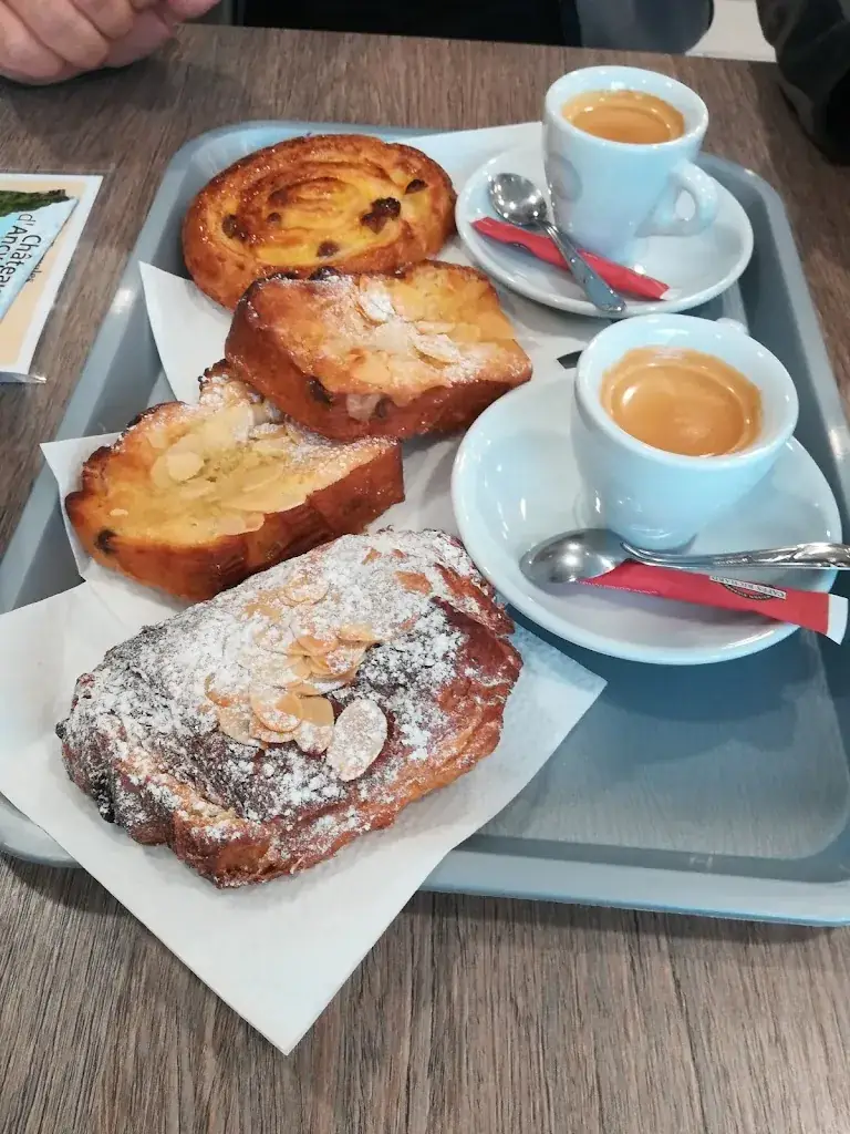 Suzy Colle_Maison Kieffer_Ancy-le-Franc_review