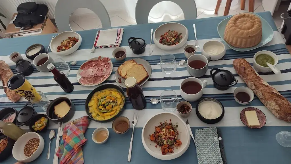 So'Brunch_Yenne_slider_image_3